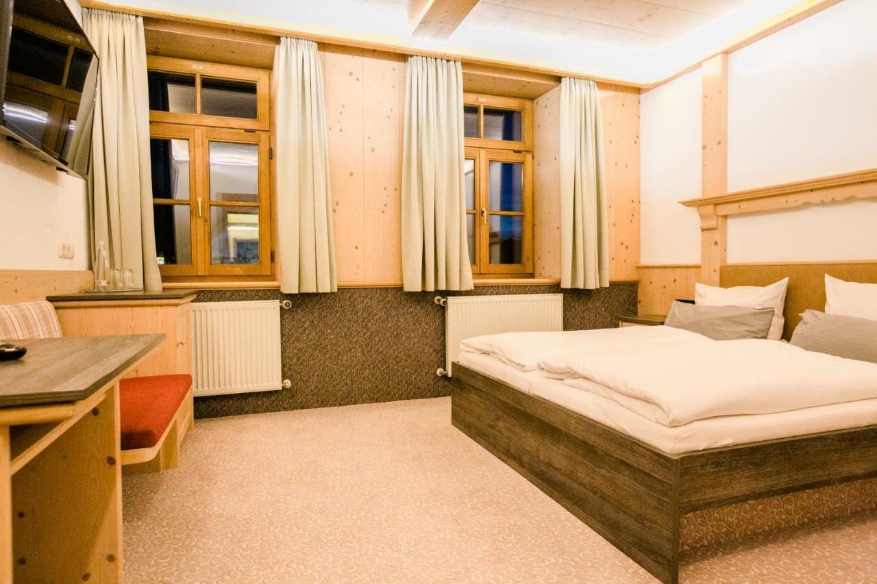 Landgasthof Zum Herz Trauchgau 外观 照片